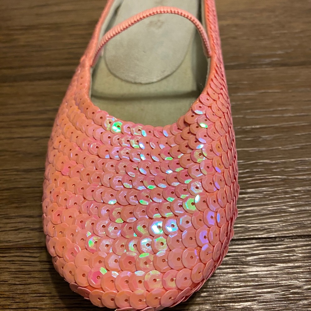 Shoes - Picture 5 of 7